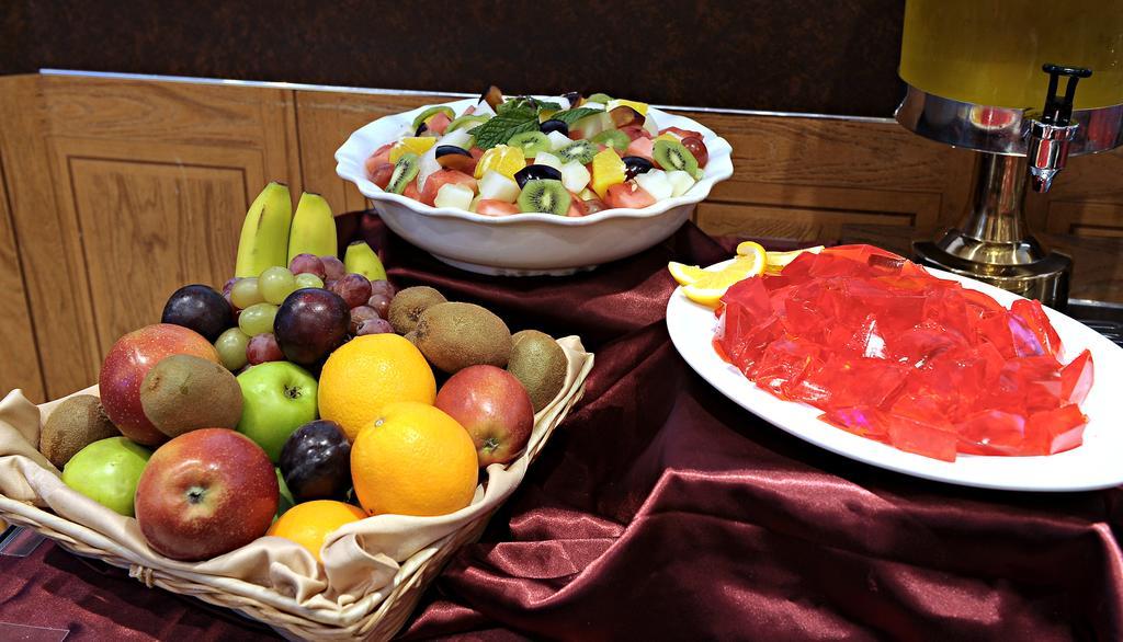 Signature Inn Al Riqqa Дубай Екстериор снимка