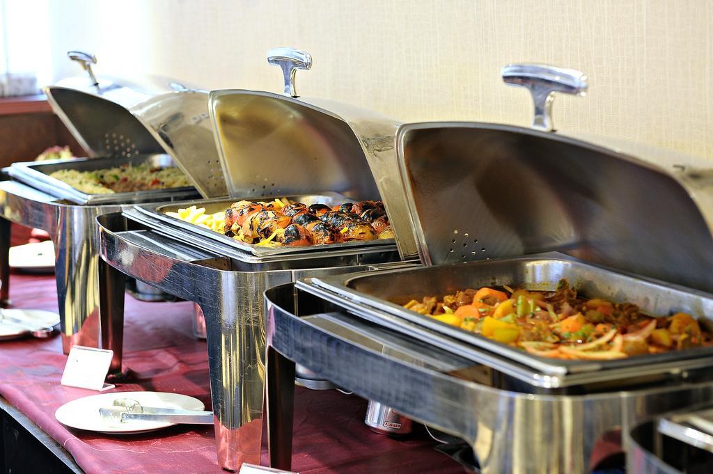 Signature Inn Al Riqqa Дубай Екстериор снимка
