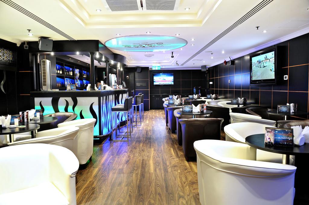 Signature Inn Al Riqqa Дубай Екстериор снимка
