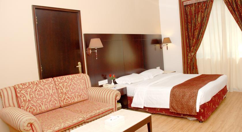 Signature Inn Al Riqqa Дубай Екстериор снимка