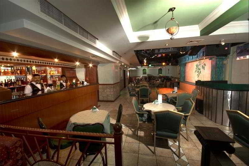 Signature Inn Al Riqqa Дубай Екстериор снимка